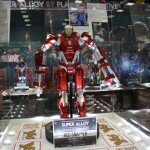 SDCC 2013 - Super Alloy Iron Man Statues - 4