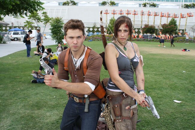SDCC 2013 - Uncharted and Lara Croft Cosplay