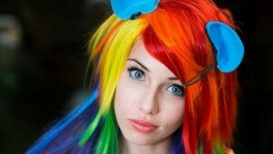 rainbow-dash-cosplay-featured