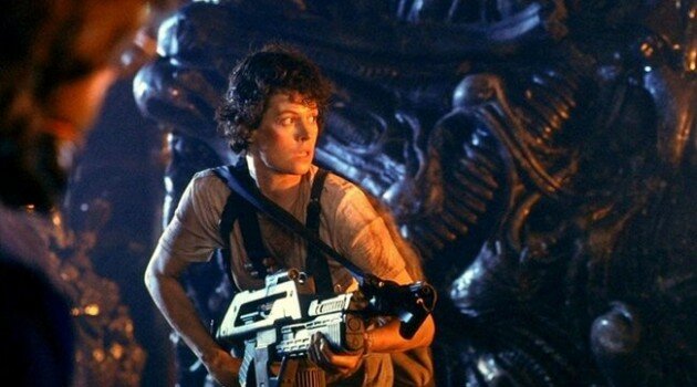 Sigourney Weaver in Aliens