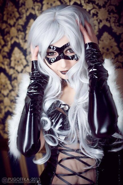 black-cat-cosplay-3