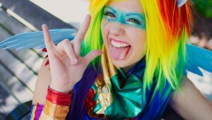 rainbow-dash-cosplay-1