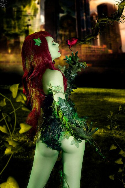poison-ivy-cosplay-3