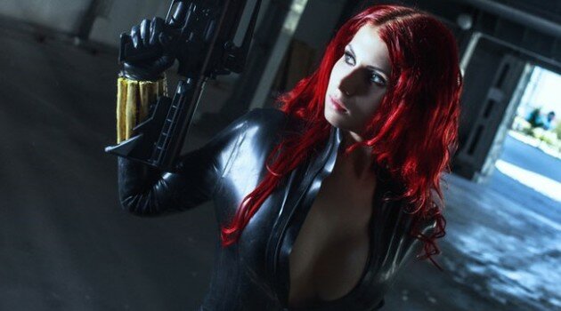 black-widow-cosplay-featured