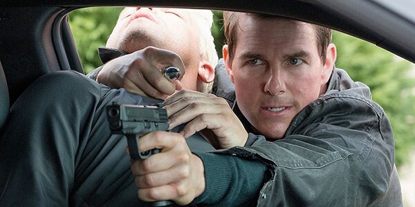 Tom Cruise in Jack Reacher: Never Go Back